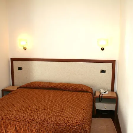 Ristorante Al Lago 3* فوسومبرون